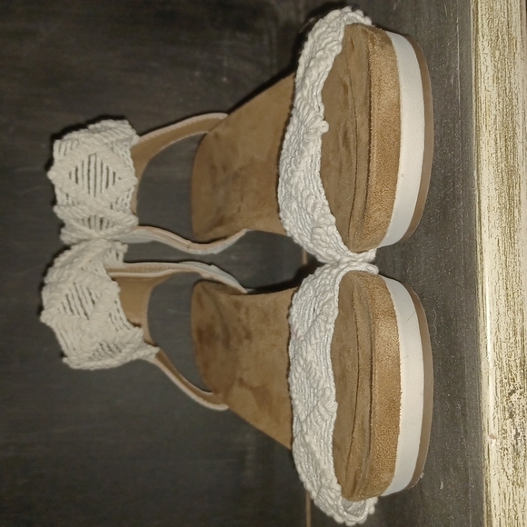 LUCKY BRAND KIERLI WEDGE SHOES 🌼🌻 Spring Shoes🌻 - Picture 5 of 15